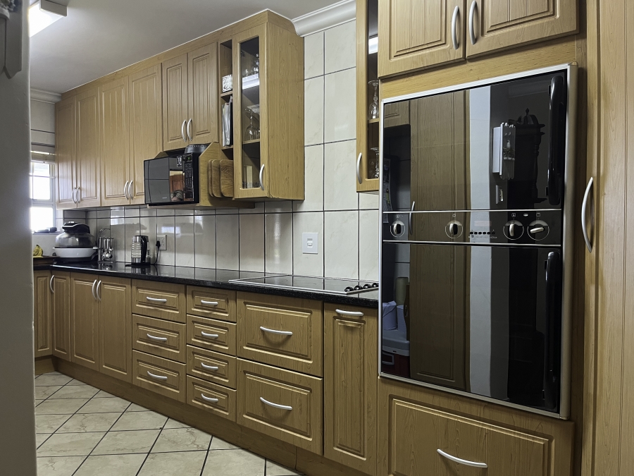 5 Bedroom Property for Sale in Tergniet Western Cape